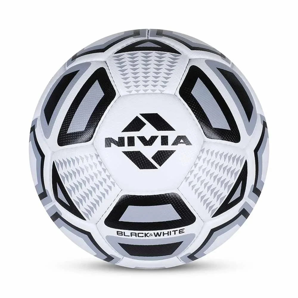FOOTBALL NIVIA BLACK & WHITE